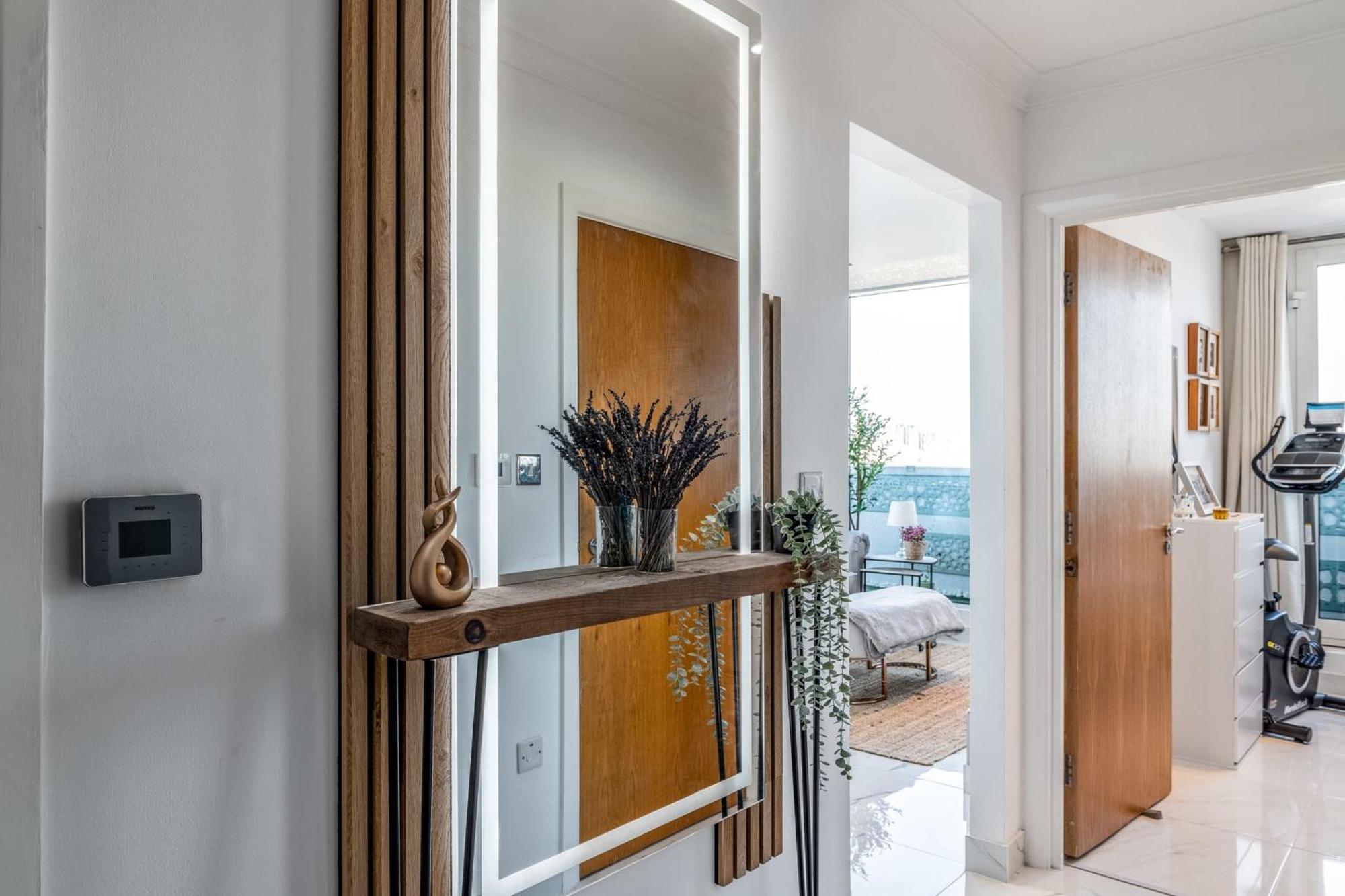 Canary Wharf Retreat With Free Secure Parking Apartament Londra