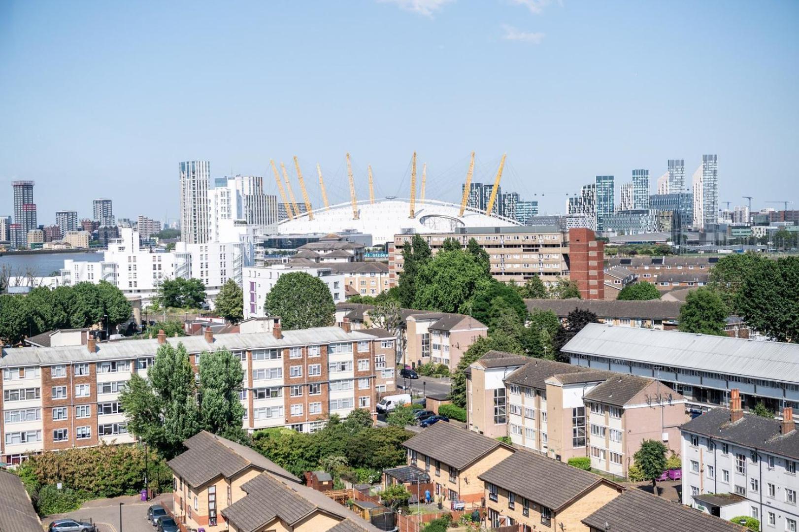 Canary Wharf Retreat With Free Secure Parking Apartament