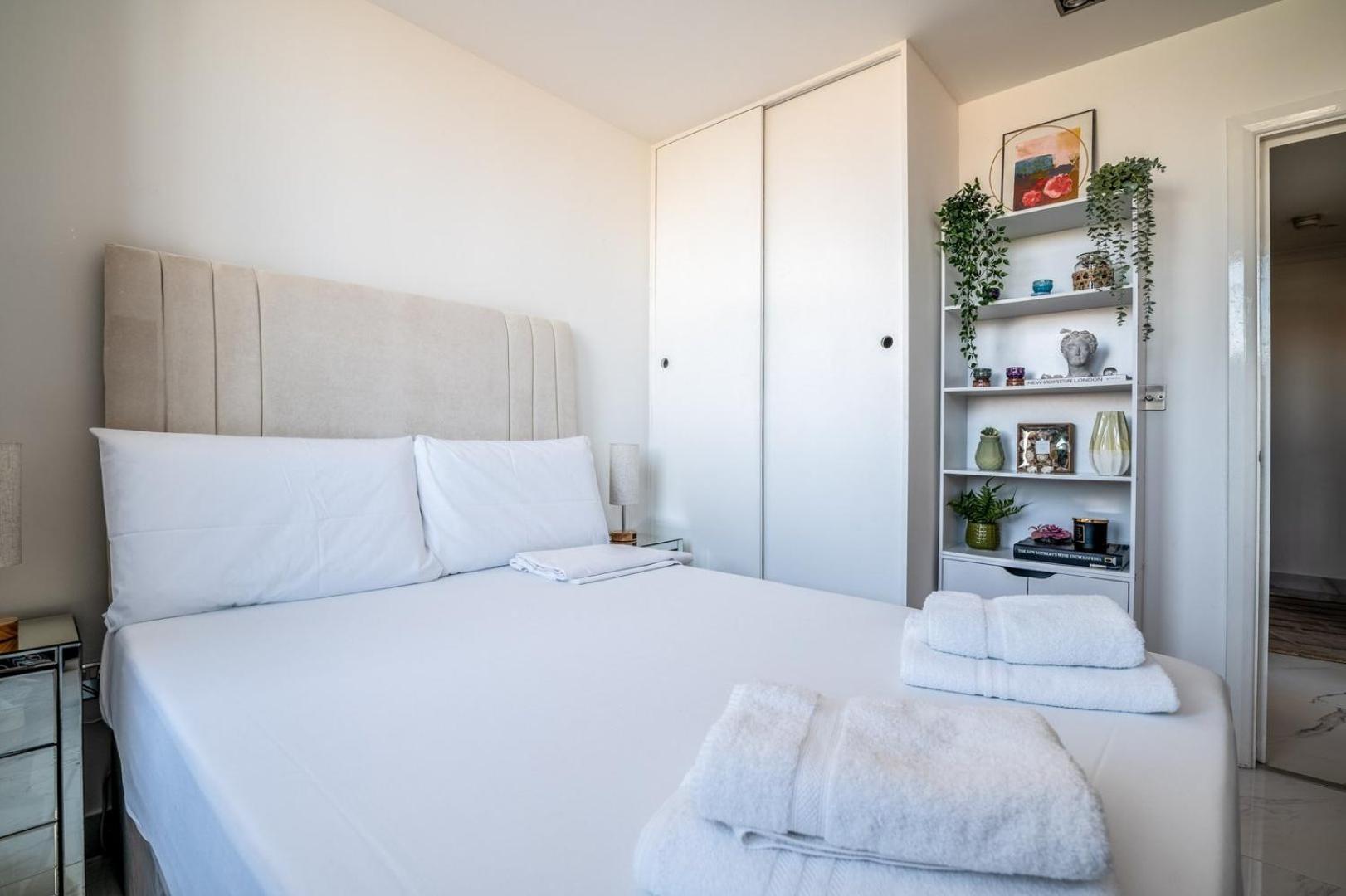 Apartament Canary Wharf Retreat With Free Secure Parking *